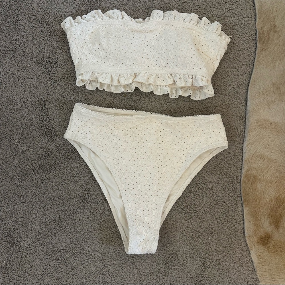 Billabong Cream Bandeau Bikini Set Lace Eyelet